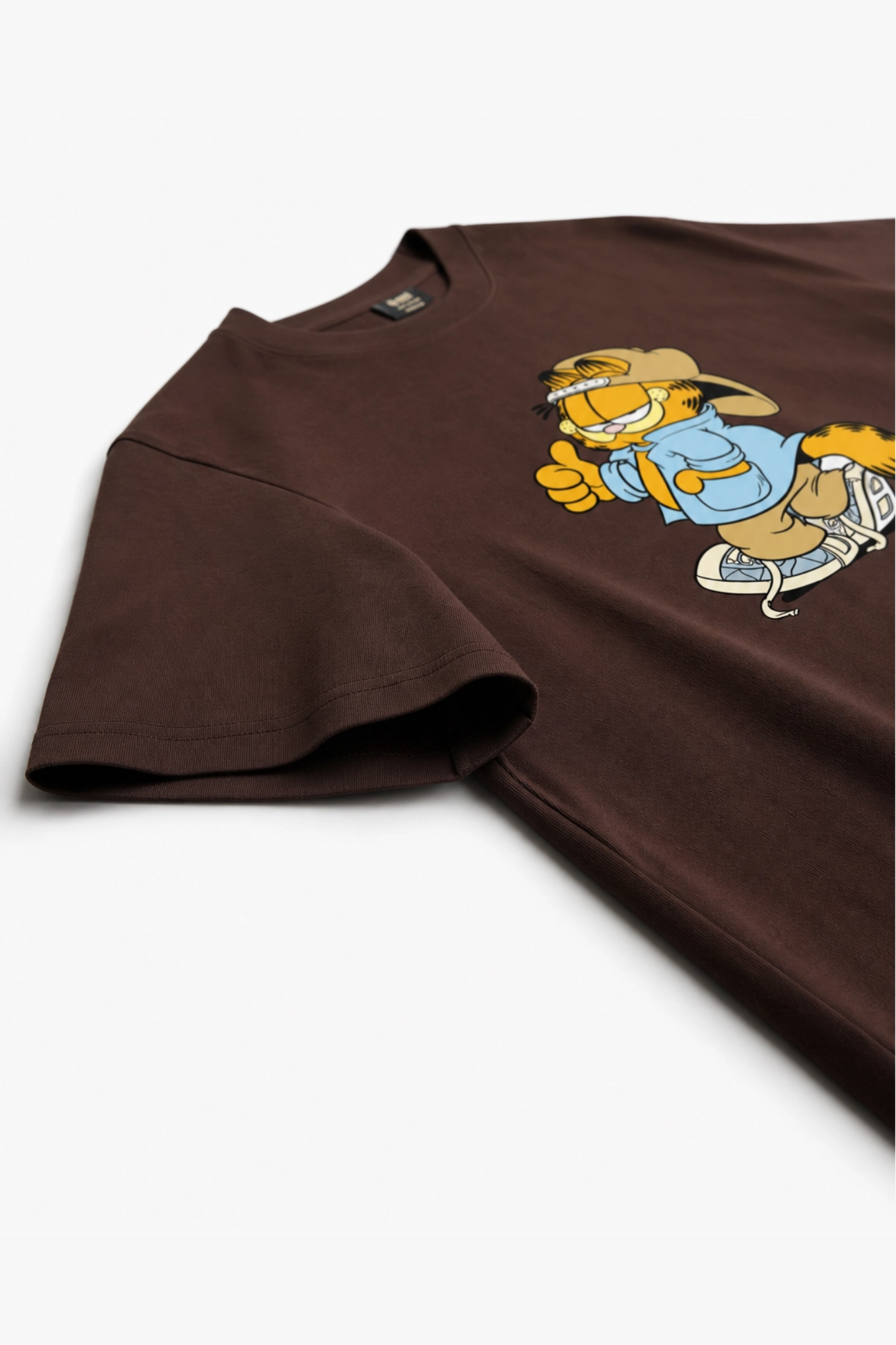 ONTOP Lifestyle Garfield Printed Brown Premium T-Shirt - Image 4